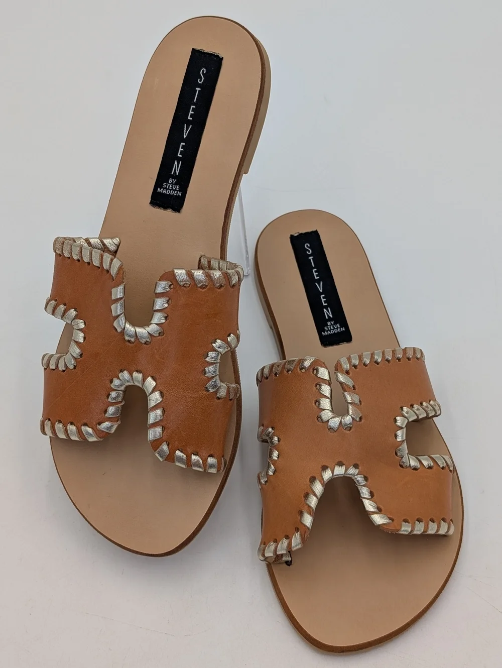 Steve Madden Greece Size 7 Genuine Leather Cognac Silver Metallic-Accent Flats